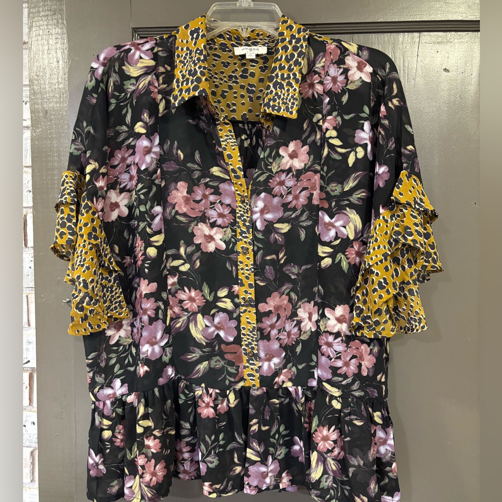 Umgee Black Floral Blouse With Yellow Accents